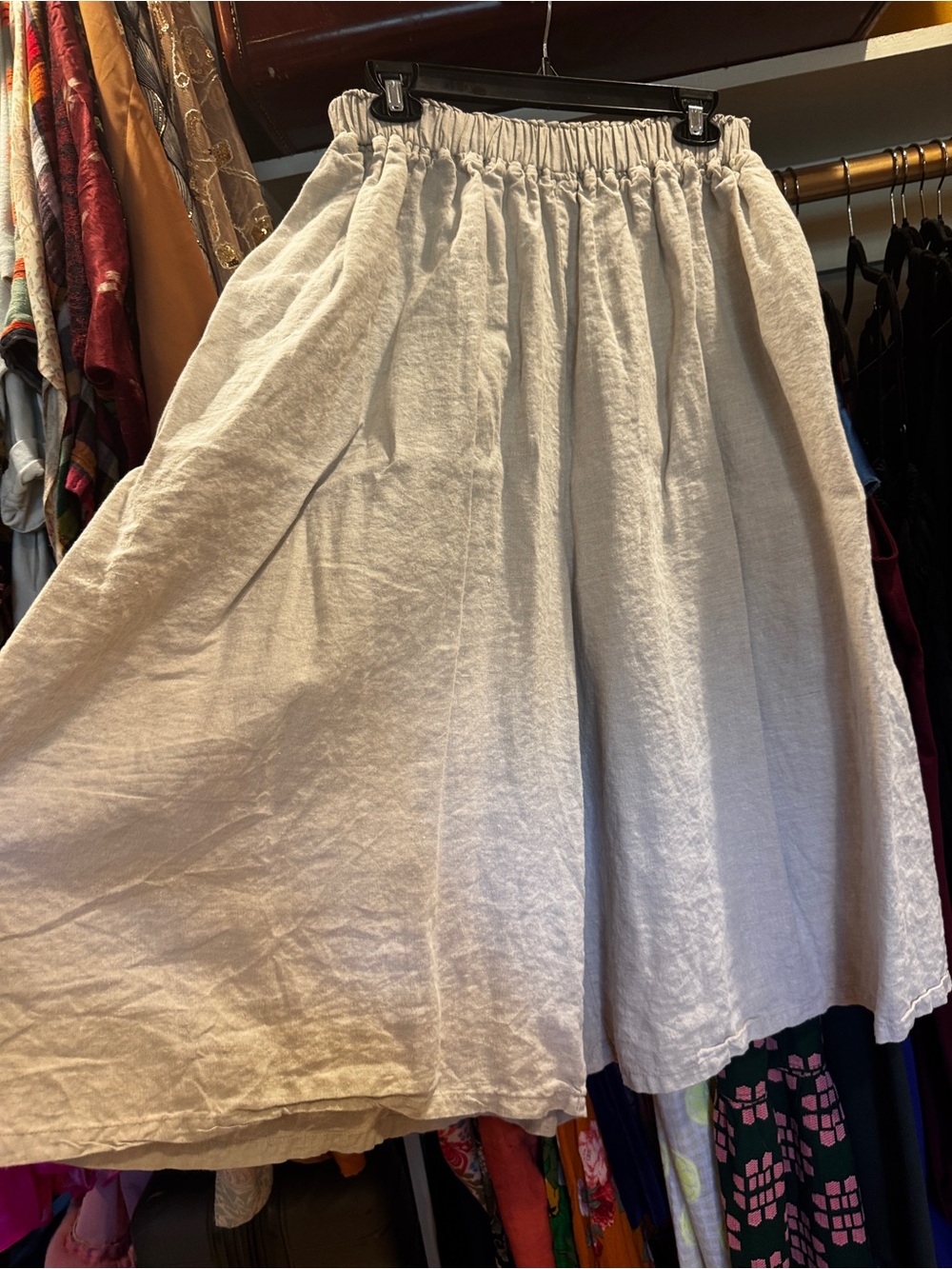 Relaxed Linen Wide Leg Crop Pants in Light Beige - Picture 2 of 3
